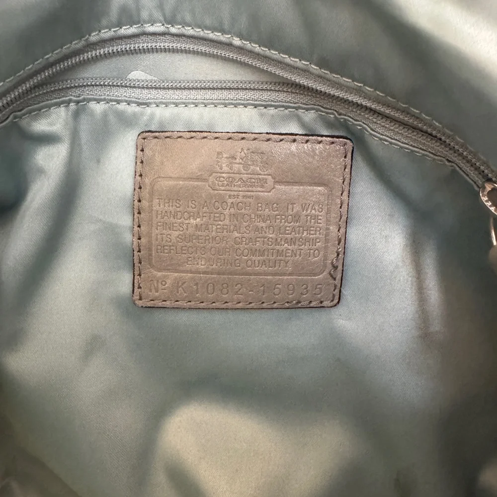 Coach purse - Picture 3 of 5